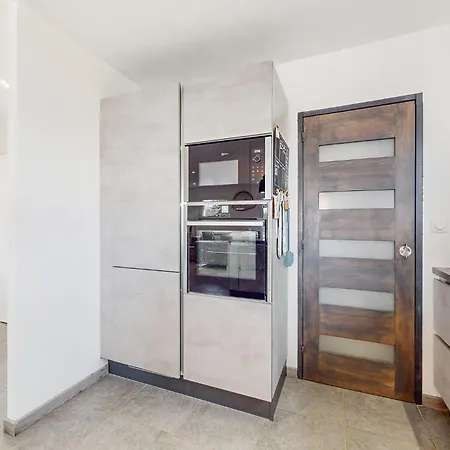 2 Bedroom Amazing In Holiday home Landevant